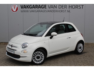 Fiat 500 1.0-70pk Mild-Hybrid 'Dolcevita'. 'Het goede leven' dat is het bezit van en het rijden in deze bloedmooie Italiaan ! Panoramadak, Autm. airco, Cruise Control, Navigatie by AppleCarplay/Android auto, Bluetooth telefoonvoorb., pdc achter etc.