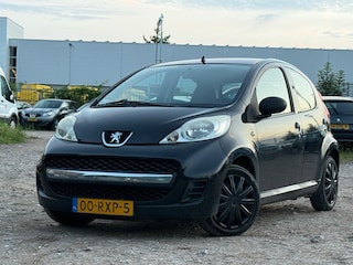 Peugeot 107 1.0-12V XR/ZEER ZUINIG