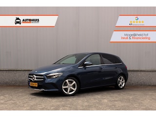 Mercedes-Benz B 180 Aut. Style MBUX, LED, Carplay