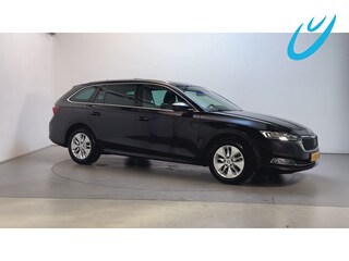 Skoda Octavia Combi 1.0 e-TSI DSG Business Edition Panoramadak Parkeersensoren App Connect