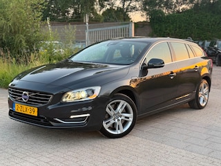 Volvo V60 2.4 D6 AWD Plug-In Hybrid Summum Automaat