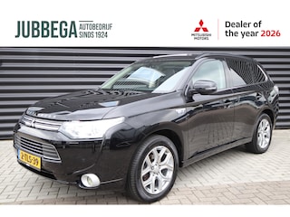 Mitsubishi Outlander 2.0 PHEV Instyle Trekhaak, Dealer O.H. Harmar ® Kofferbaklift/tillift voor Scootmobiel en Elektrische Rolstoel
