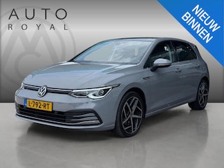 Volkswagen Golf 1.5 eTSI R-Line IQ LED | MASSAGE STOELEN | CAMERA | NAVIGATIE | PANORAMADAK | CRUISECONTROL | STUUR/STOEL VERWARMING | LED PAKKET | PARKEERSENSOREN | VIRTUEEL COCKPITDISPLAY | APPLE CARPLAY & ANDROID AUTO |