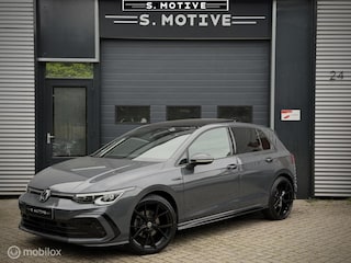 Volkswagen Golf 1.5 eTSI R-Line, Pano, IQ, Sfeer, Camera, Trekhaak