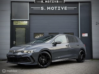 Volkswagen Golf 1.5 eTSI R-Line, Pano, IQ, Sfeer, Camera, Trekhaak