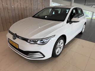 Volkswagen Golf 1.0 eTSI Life Bns