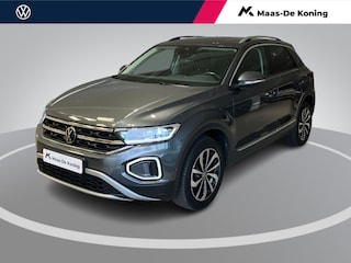 Volkswagen T-Roc 1.5TSI/150PK DSG Style · Camera  · Trekhaak · Apple/Android Car Play · Navigatie ·