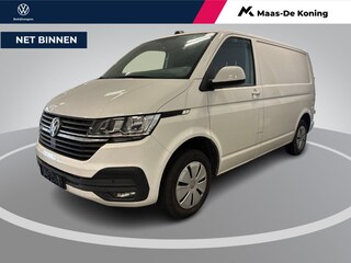 Volkswagen Transporter 2.0 TDI 150pk DSG L1H1 28 Bulli · Apple/Android Car Play · Afneembare Trekhaak · Cruise Control · Airco · Navigatie · Parkeersensoren ·
