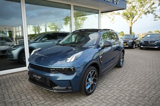 Lynk & Co 01 1.5 Plug in Hybride Pano, Carplay, Camera,ACC