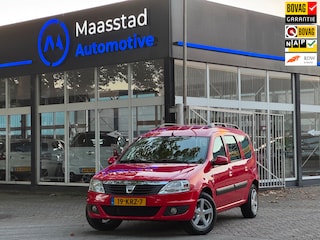 Dacia Logan 1.6-16V Lauréate Ruime voertuig met een NWE APK