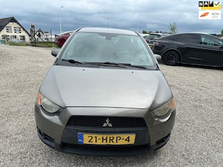 Mitsubishi Colt 1.3 Instyle Automaat Airco Cruise Trekhaak Leer StoelVerwarming Nette Auto
