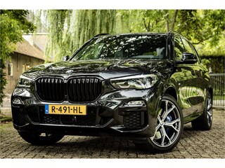 BMW X5 xDrive45e M Sport Full Black 21" Comfort Access Trekhaak