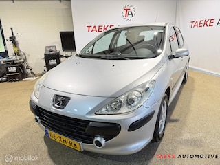 Peugeot 307 1.6-16V D.Sign AIRCO/5DRS/TREKHAAK/DRIEM/NAP/APK
