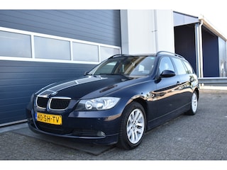 BMW 3-serie Touring 320d High Executive automaat Motor kapot