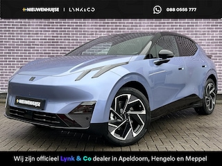 Lynk & Co 02 More 66 KW | 445 km elektrisch bereik | Adaptive Cruise Control | Panoramadak | Harman Kardon Premium Audio Systeem | 360 graden camera | Dodehoekdetectie | Stoel/Stuurverwarming | Apple CarPlay/Android Auto | 20"LM-velgen | Elektrisch bedienbare voorstoelen met geheugenfunctie | Klimaat warmtepomp | Elektrisch bedienbare achterklep |