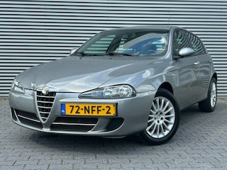 Alfa Romeo 147 1.6 T.Spark Impression |5Drs | Airco | Leder | Bluetooth | APK |