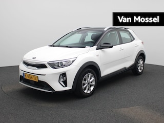 Kia Stonic 1.0 T-GDi MHEV DynamicLine | Apple Carplay / Android Auto | Parkeer sensoren | Navigatie | Camera | Cruise control | Climate control | DAB |