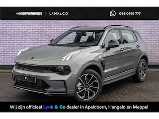Lynk & Co 01 1.5 Core PHEV | Adaptieve Cruise Control | Keyless Entry | 1800 kg Trekvermogen | Stoelverwarming | Apple Carplay & Android Auto | 19 inch LM-Velgen | Achteruitrijcamera | Ledverlichting | 15,4 inch middendisplay | Premium audiosysteem |