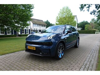 Lynk & Co 01 1.5 | 360° Camera | ACC | Stoelverwarming | Panorama dak |