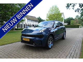 Lynk & Co 01 1.5 | 360° Camera | ACC | Stoelverwarming | Panorama dak |