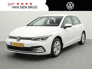Volkswagen Golf 1.5 TSI 130pk Life Business | Trekhaak | Elektrisch bedienbare stoel | Side-Assist | Adaptieve Cruise Control |