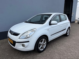 Hyundai i20 1.2i DynamicVersion 5-Deurs - LMV