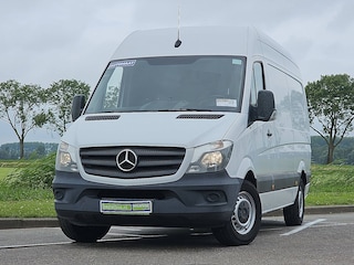 Mercedes-Benz Sprinter 311