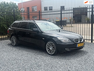 BMW 5-serie Touring 523i XENON!PANO!APK!KOOPJE!