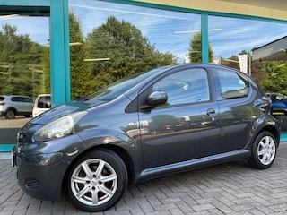 Toyota Aygo 1.0- 12V 5drs Airco, El.Pakket, Lichtmetaal, NAP