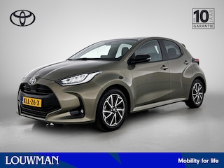 Toyota Yaris 1.5 Hybrid Style | BTW voertuig | Head-Up Display | Stoel+stuurverwarming | Draadloze telefoonlader | Navigatie | Apple CarPlay/Android Auto |