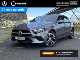 Mercedes-Benz A-klasse 250e Business Solution | Led Koplampen | Dodehoekassistent | Achteruitrijcamera | Apple carplay | Stoelverwarming |
