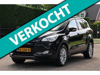 Ford Kuga 1.5 Titanium | 1e EIGENAAR | PANO | NAVI | CLIMA | CRUISE | CAMERA | TREKHAAK | NAP | ZEER MOOIE DEALER ONDERHOUDEN AUTO