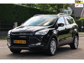 Ford Kuga 1.5 Titanium | 1e EIGENAAR | PANO | NAVI | CLIMA | CRUISE | CAMERA | TREKHAAK | NAP | ZEER MOOIE DEALER ONDERHOUDEN AUTO