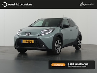 Toyota Aygo 1.0 VVT-i MT Pulse | LED | Navigatie | Parkeercamera | DAB | Apple Carplay/Android Auto | Climate Control | Cruise Control Adaptief |