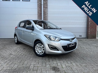 Hyundai i20 1.2i Business Edition Dealer oh/