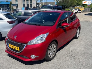 Peugeot 208 1.2 VTi Active AIRCO NAVI CRUISE TREKHAAK 2 X SLEUTELS