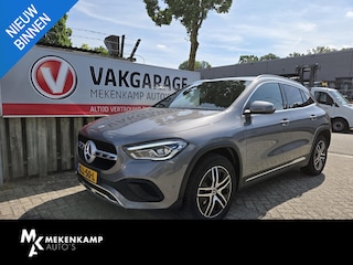 Mercedes-Benz GLA 250 e Business Solution Luxury Limited 18"/Trekhaak/Sfeerverlichting/Camera/PDC v+a/Apple Carplay & Android Auto