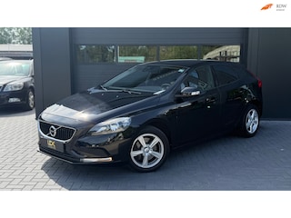 Volvo V40 2.0 T2 R-Design +NW APK|Airco|PDC Achter