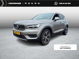 Volvo XC40 1.5 T5 Recharge Inscription | Plug-in Hybrid (PHEV) | Trekhaak | Panoramadak | Harman Kardon Audio | Achteruitrijcamera | Parkeersensoren | Elektrisch Verstelbare Voorstoelen | Keyless Entry | Elektrische Achterklep | Navigatie | Apple Carplay | Android Auto