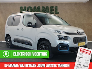 Citroën Berlingo Feel 50 kWh - ORIGINEEL NEDERLANDSE AUTO - AFNEEMBARE TREKHAAK - TREKGEWICHT 750 KG - NAVIGATIE - PARKEERSENSOREN ACHTER - VOORSTOELEN VERWARMD - MIDDENARMSTEUN VOOR - CLIMATE CONTROL - CRUISE CONTROL - 3 FASE LADEN - ACHTERRUIT APART TE OPENEN