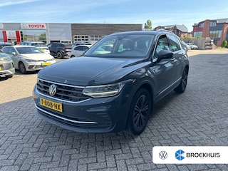 Volkswagen Tiguan 1.5 TSI 150 pk Life 7-DSG | Trekhaak | Cruise control adpatief | Apple Carplay |