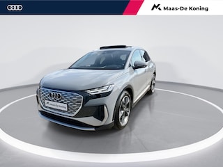 Audi Q4 40 Edition 77 kWh / 204pk S Line · Panoramadak · Trekhaak · Apple/Android Car Play · Leder/Stof
