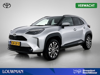 Toyota Yaris Cross 1.5 Hybrid 115 First Edition + | BTW voertuig | Stoel+stuurverwarming | Draadloze telefoonlader | Apple CarPlay/Android auto | Cruise control adaptive | Climate control | Achteruitrijcamera |