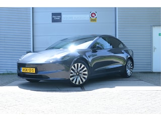 Tesla Model 3 RWD 60 kWh Premium Highland, AutoPilot4.0 (FSD 99,- p/mnd)