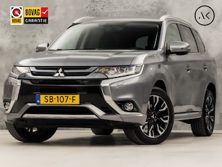 Mitsubishi Outlander 2.0 PHEV Deluxe 203Pk Automaat (CAMERA, LEDER/ALCANTARA, STOELVERWARMING, GETINT GLAS, SPORTSTOELEN, CRUISE, NIEUWE APK, NIEUWSTAAT)