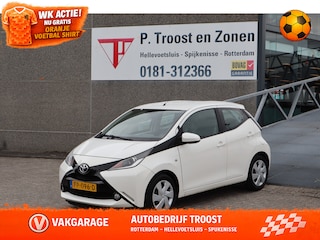 Toyota Aygo 1.0 VVT-i x-play Achteruitrijcamera/App connect/Airco/Orig. NL auto/Begrenzer