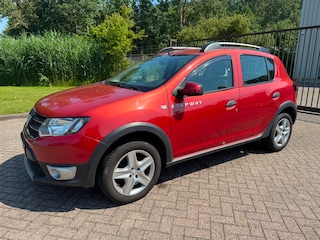 Dacia Sandero 0.9 TCe Stepway Lauréate/CLIMA/CRUISE/NAVI/BLUETOOTH/PARKEERSENSOREN