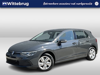 Volkswagen Golf 1.5 eTSI 130PK Life Business / Digitale Cockpit / LED / Parkeersensoren V+A / Stuur + Stoelverwarming / Travel Assist