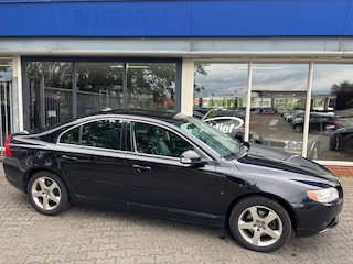 Volvo S80 2.5 T MOMENTUM