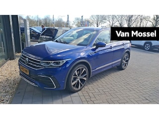 Volkswagen Tiguan 1.5 TSI R-Line Business+ | 245 PK | SoH .. | Trekhaak | All Season Banden | Digital Cockpit | Stoel en Stuurverwarming | Navigatie Pro (Groot Scherm) | Park Assist | Parkeercamera |